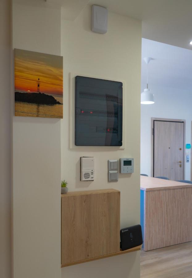 Maxblue 2 Apartment Piraeus Exterior photo